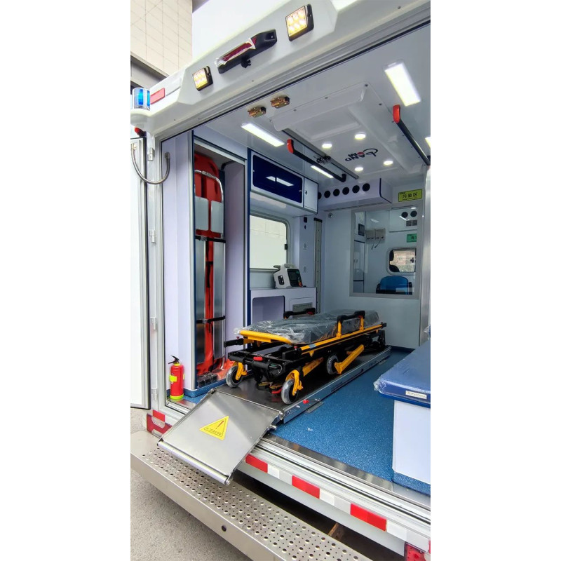 Реанімобіль IVECO Daily Box Type, дизель, 8AT