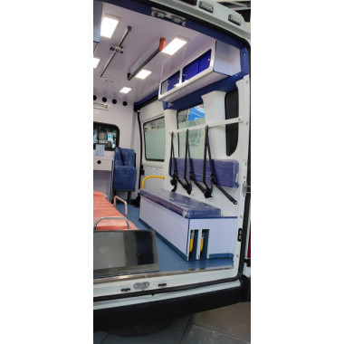 Реанімобіль IVECO Daily з високим дахом