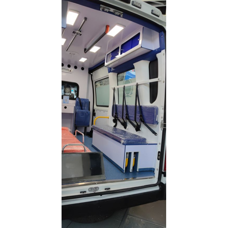 Реанімобіль IVECO Daily з високим дахом