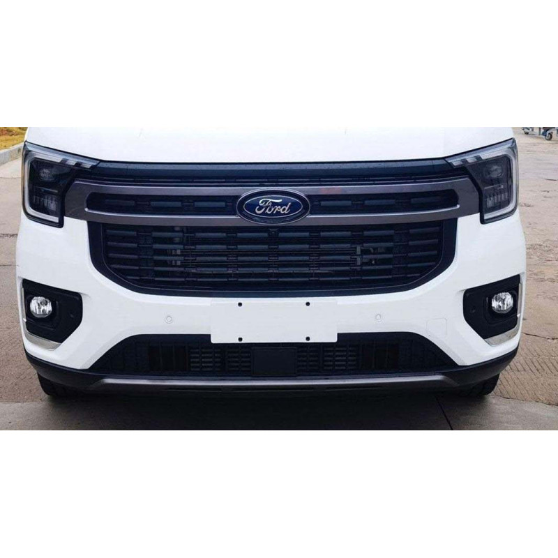 Реанимобиль Ford V363 Long Wheelbase High Roof — с удлинённой колёсной базой и высокой крышей